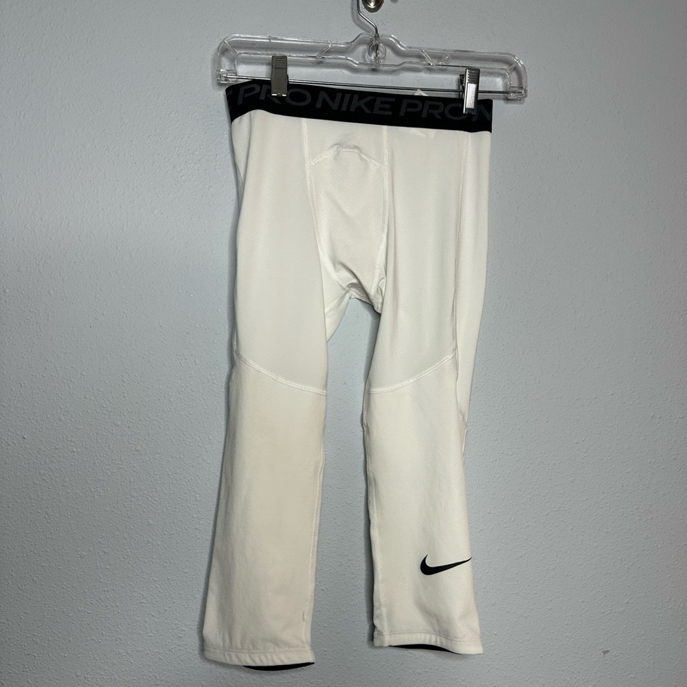 Nike Kids White Athletic Bottoms size L